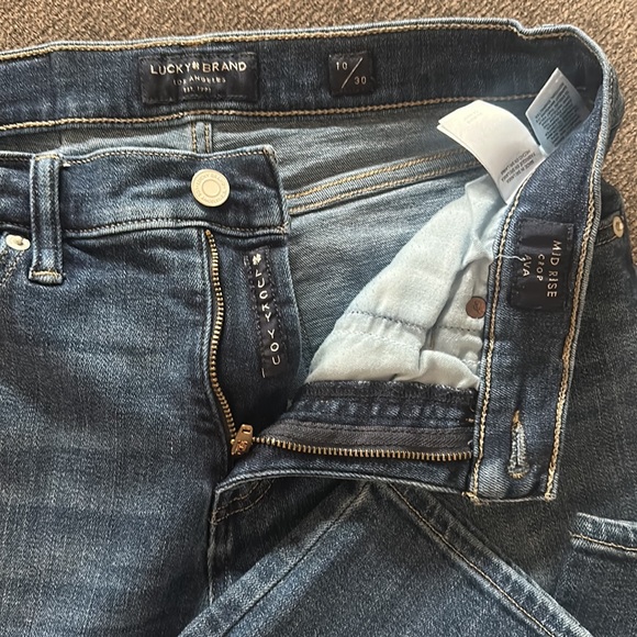 Lucky Brand Ava mid rise crop size 10/30 - Picture 2 of 5